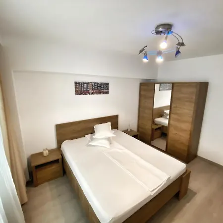 ”modern Apartment” Old *