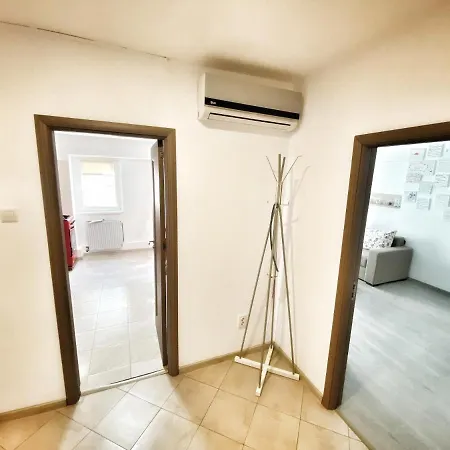 ”modern Apartment” Old 公寓 *