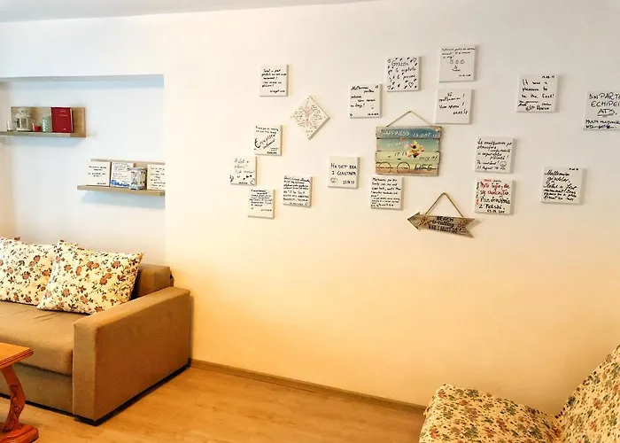 ”modern Apartment” Old Apartament *